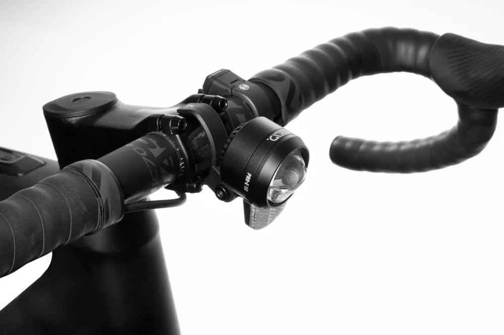 Zertifiziert ACID Lichtadapter FPILink Universal black