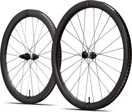 Must-Have 42|49 Turbulent Aero Laufradsatz 28 | XD | DT 180