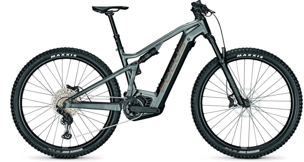 Versand Am Gleichen Tag Focus Thron SQUARED 6.8 Diamond Black - M