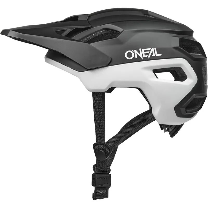 Schnäppchen O'Neal Trailfinder Evo Helmet Solid - Black-White - Größe 59-63 cm (L/XL)
