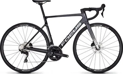 Rennrad Focus Izalco Max 8.7 Shimano 105 12-Gang 700 mm Grau/Schwarz 2026 Jetzt Kaufen